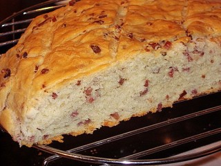 Crescente al forno bolognese.jpg