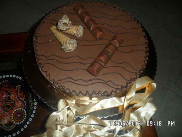 torta kinder bueno 017.jpg