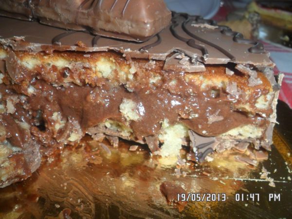 torta kinder bueno.jpg
