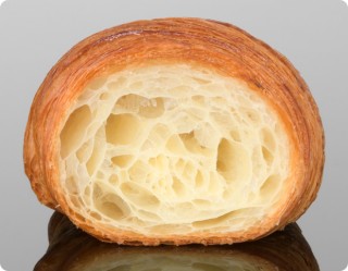 pierre_herme_croissant_2.jpg