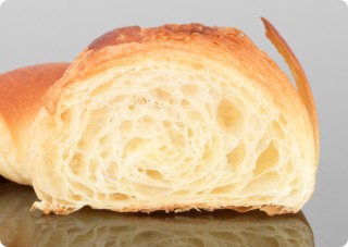 poilane_croissant_2.jpg