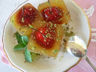 Gelatina ciliegie e albicocca.jpg