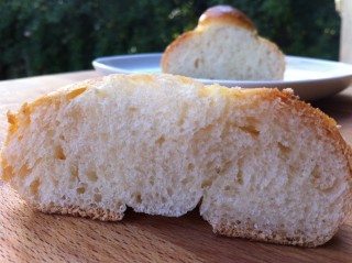 Brioches con il tuppo palermitane di Silvana e Rosanna2.jpg