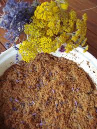 Crumble di pesche e prugne secche.jpg