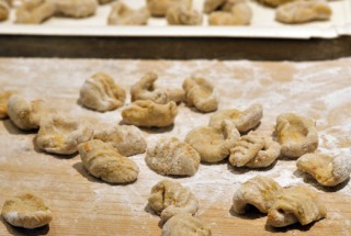 GNOCCHI DI ZUCCA con patate e castagne1.jpg