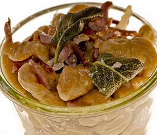 GNOCCHI DI ZUCCA con patate e castagne2.jpg