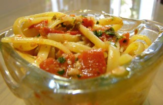 Linguine con pesto di capperi.jpg