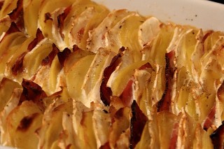 Gratin patate sedano rapa speck.jpg