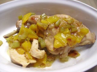 coniglio con i peperoni e sedano.jpg