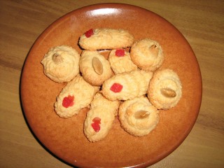 petits fours alla mandorla.jpg