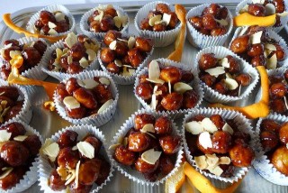 I Gigi, un dolce tipico di Ustica.jpg