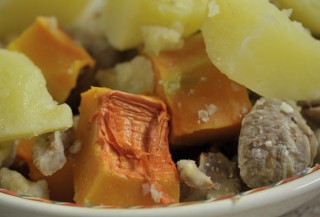 GNOCCHI DI ZUCCA con patate e castagne.jpg