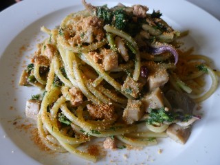 seppia e quello che offre l'orto.JPG