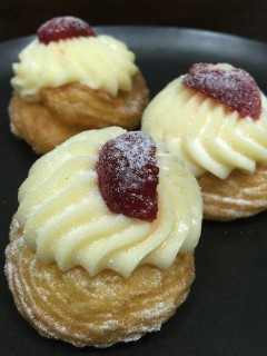 zeppole_2_massari.jpg