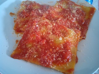 ravioli scapolesi.jpg