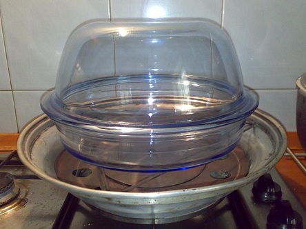 Fornetto aperto con pirofila.jpg